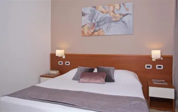 Hotel Arena Holiday