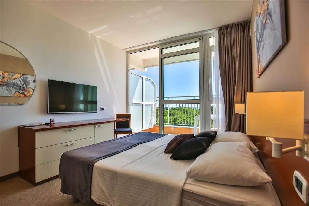 Hotel Arena Holiday