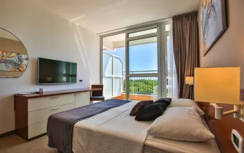 Hotel Arena Holiday