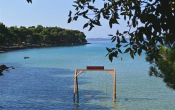 Crvena Luka Resort (pokoje)