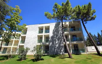 Crvena Luka Resort (pokoje)