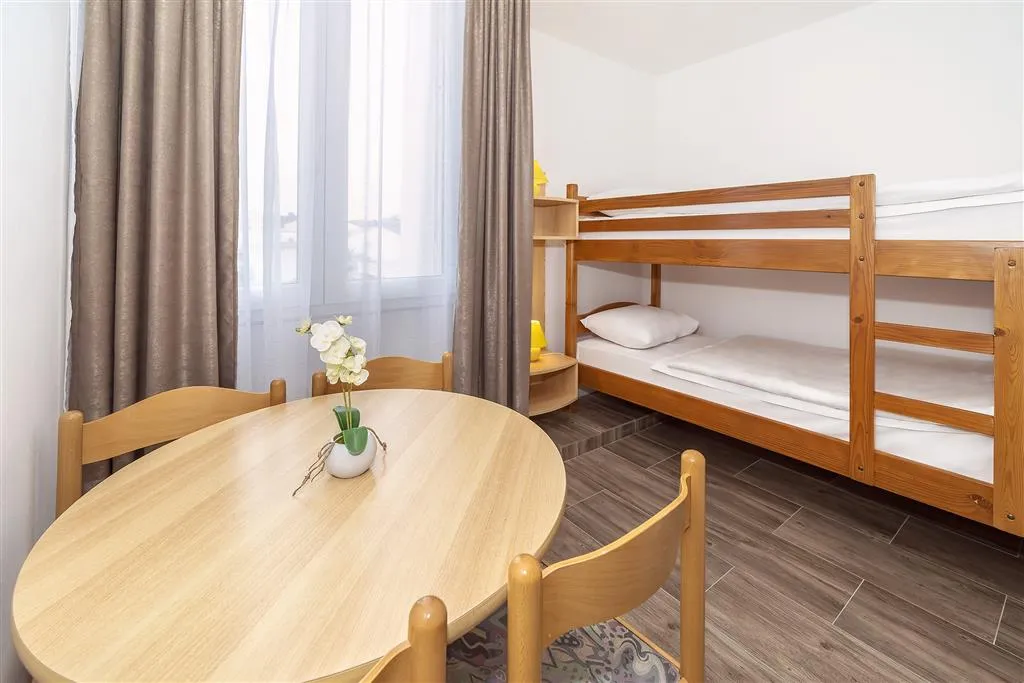 Hotel Omorika (Punat)