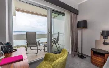 Hotel Omorika (Crikvenica)