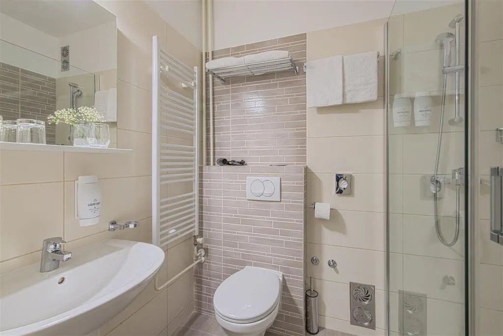 Hotel Omorika (Crikvenica)