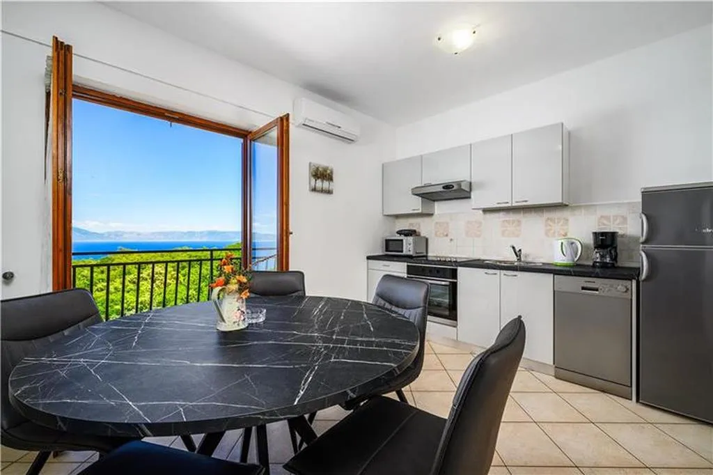 Apartmánový dům Lara