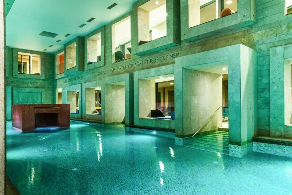 Hotel Zdraviliški Dvor