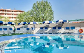 Hotel Ambassador