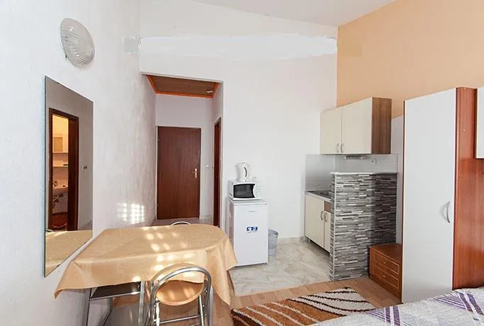 Villa Nikola