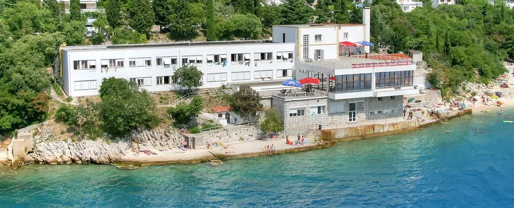 Hotel Delfin (Omišalj)
