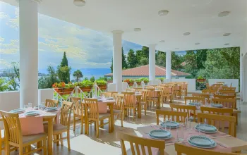 Hotel Delfin (Omišalj)