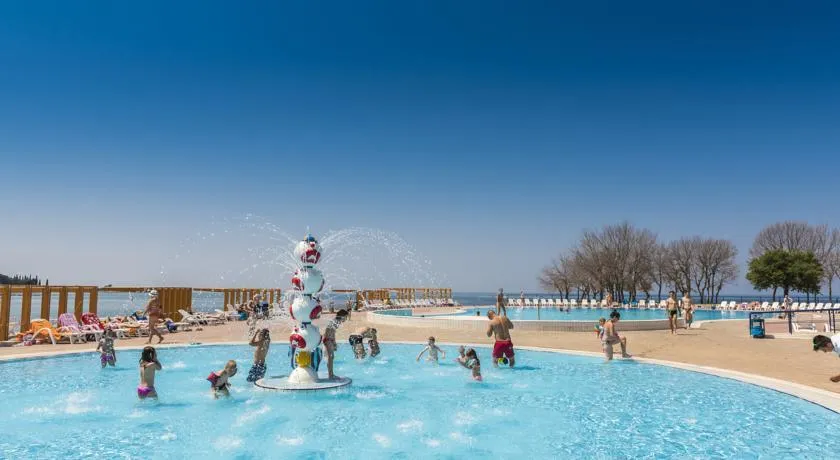 Apartmány Polynesia s polopenzí