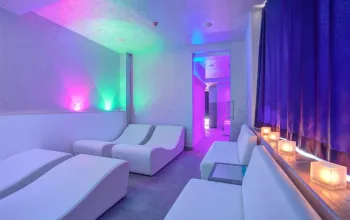 Hotel Ferretti Beach