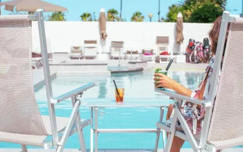 Hotel Ferretti Beach