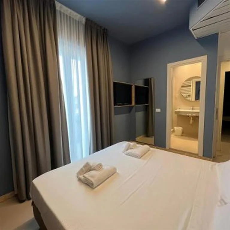 Hotel Little