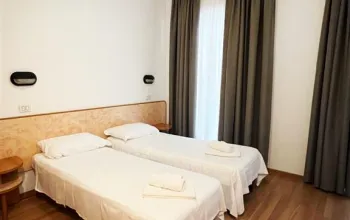 Hotel Little