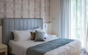 Hotel Athena