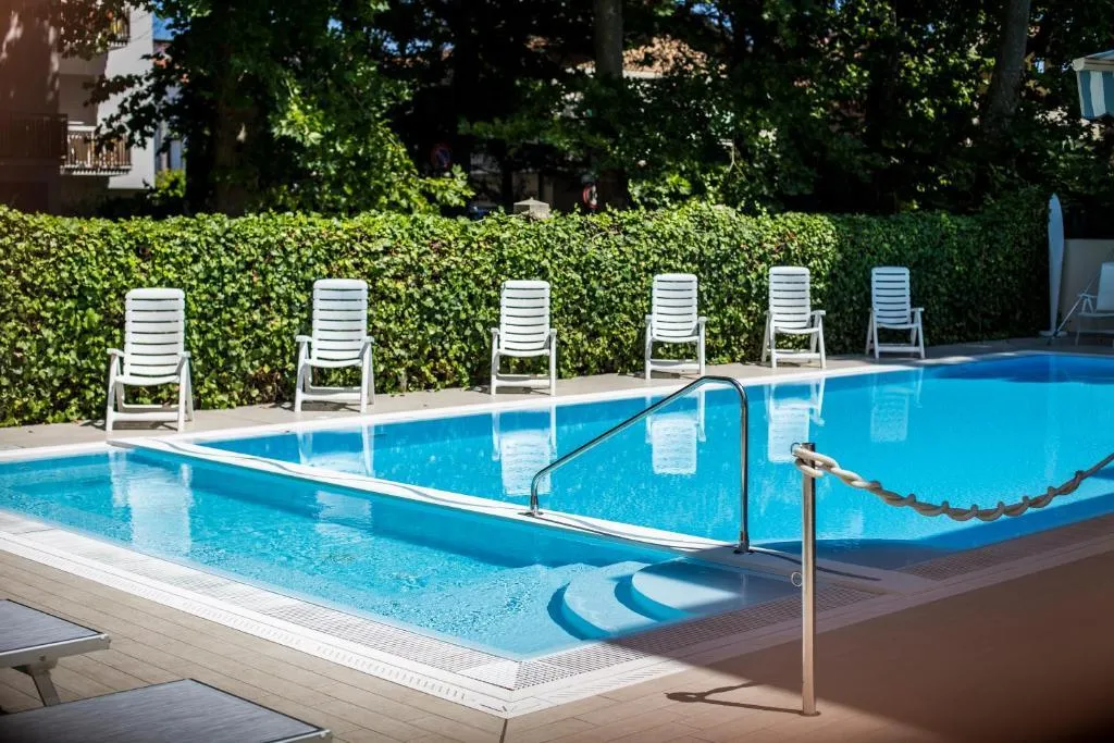 Hotel Athena