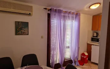 Privátní no name apartmány Sv. Filip i Jakov