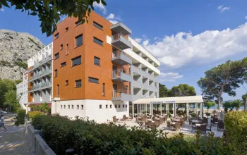 Hotel Plaža (Omiš) Hotel Plaža (Omiš) – dárek a zážitek