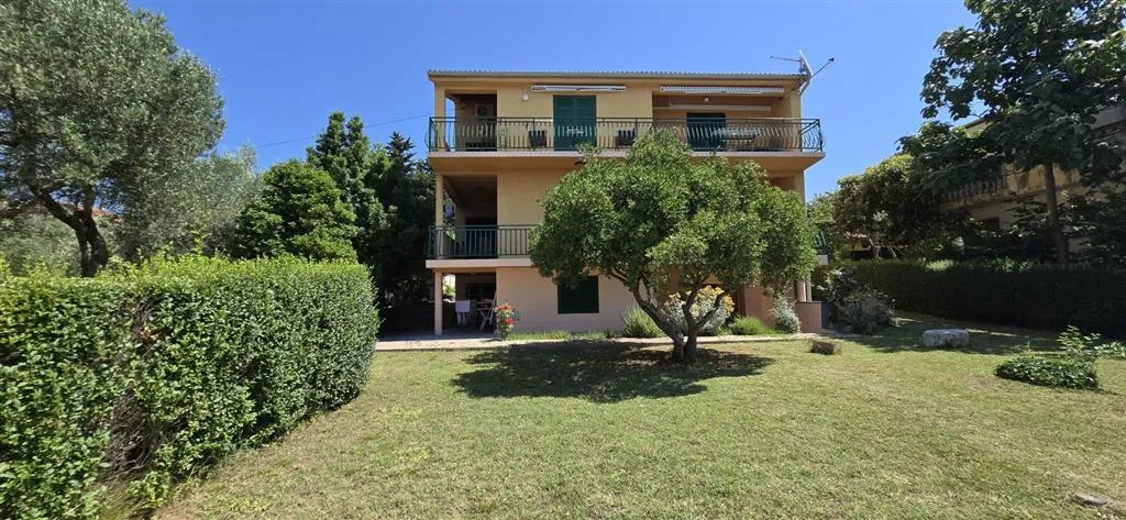 Apartmánový dům Mladen