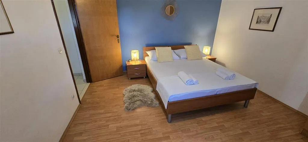 Apartmánový dům Mladen