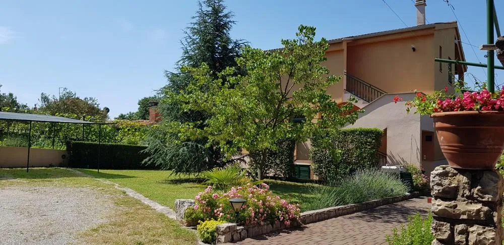 Apartmánový dům Mladen