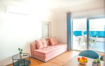 Vila Nikolina