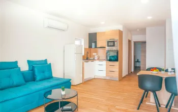 Vila Nikolina
