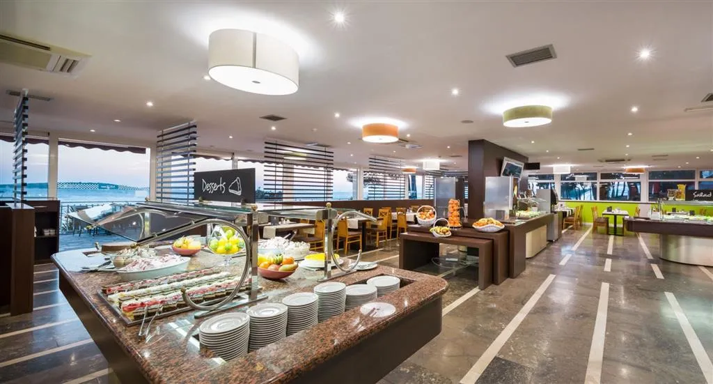 Hotel Zora (pokoje Premier)