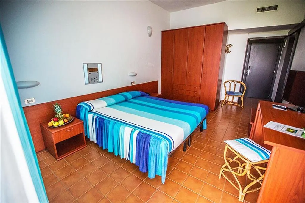 Hotel Capo Est