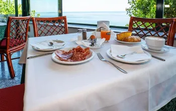 Hotel Capo Est