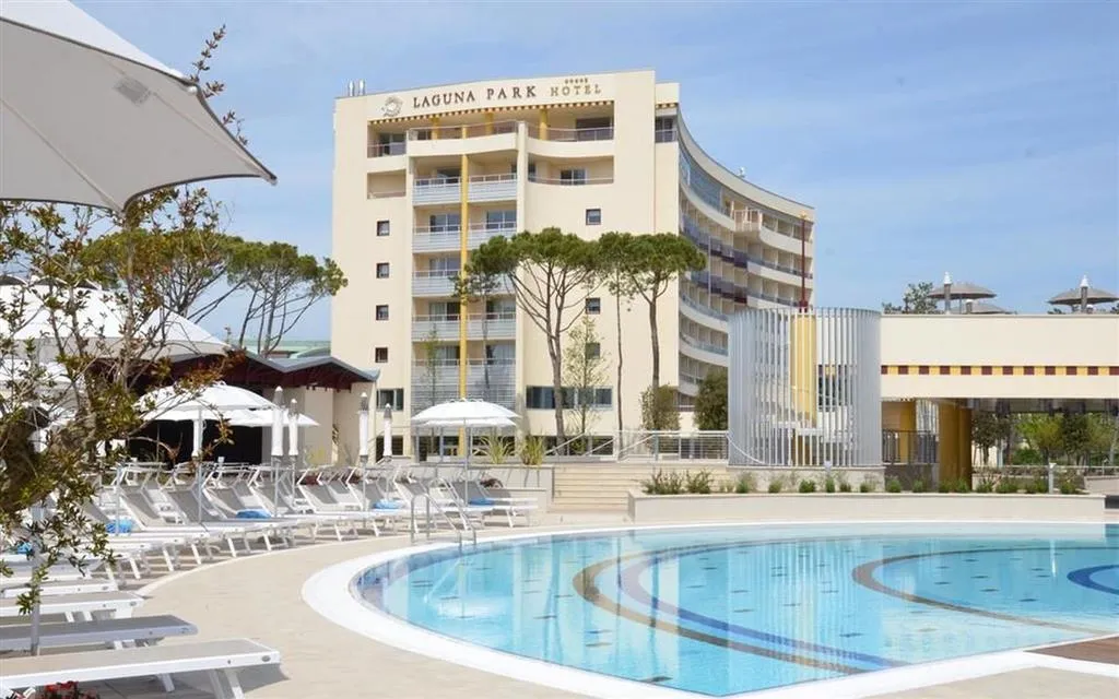 Hotel Laguna Park