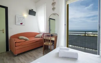 Hotel Crosal