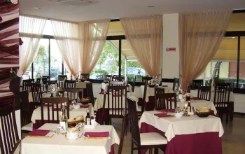 Hotel Crosal