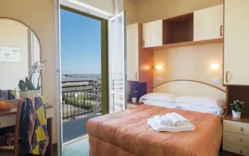 Hotel Crosal