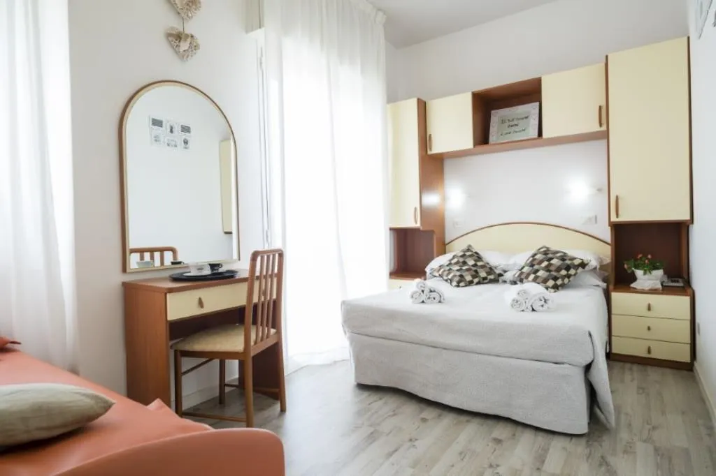 Hotel Crosal
