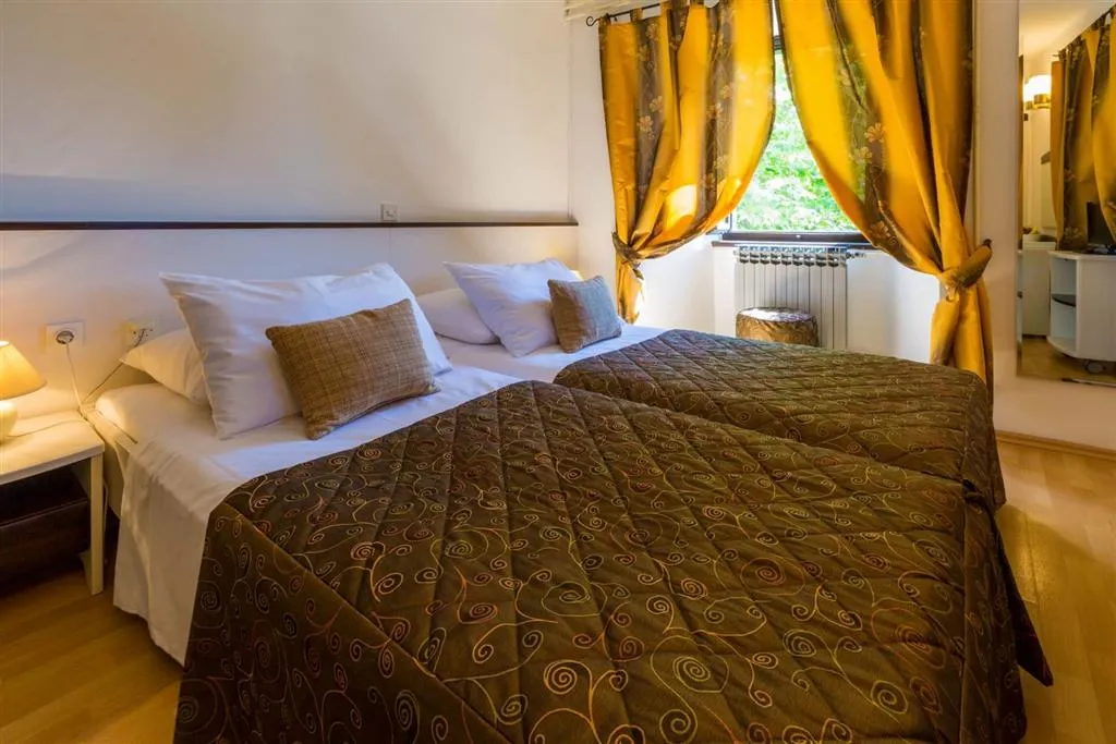 Hotel Kaštel