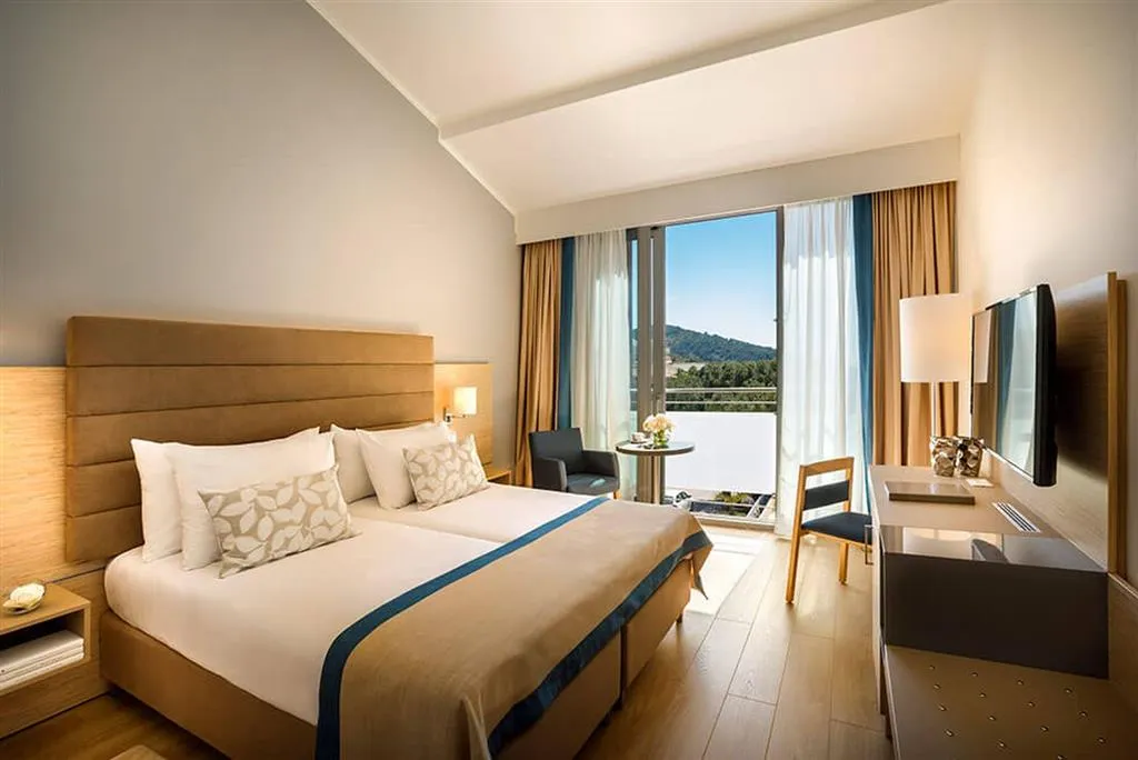 Valamar Argosy Hotel