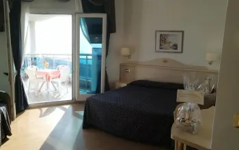 Hotel Caravelle