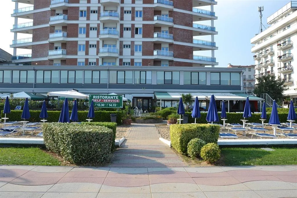 Hotel Caravelle