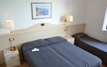 Hotel Caravelle