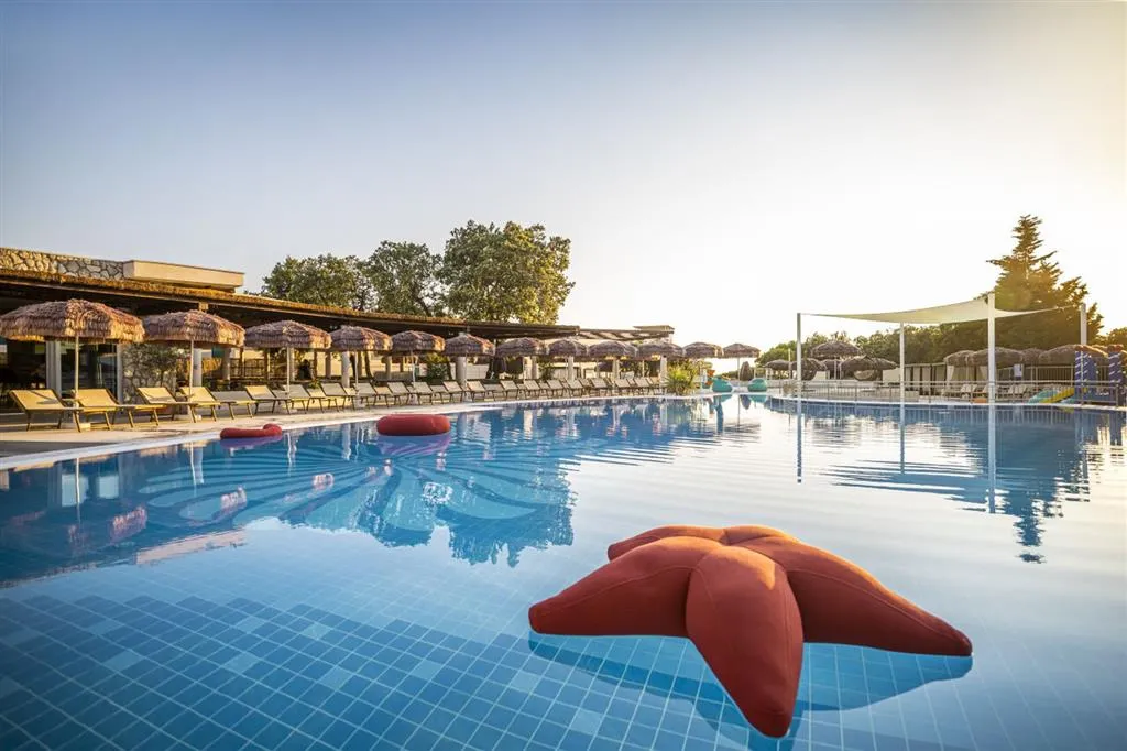 Valamar Tirena Hotel