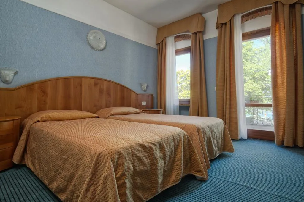 Park Hotel Jolanda