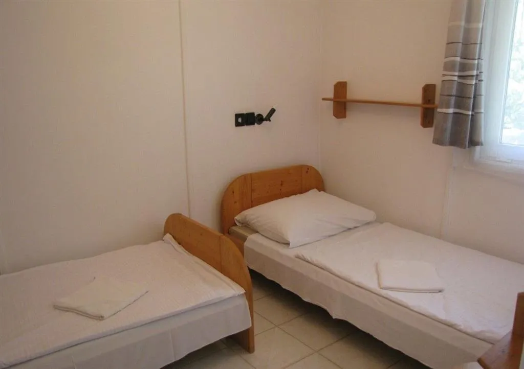 Kemp Balatontourist Füred (bungalovy)