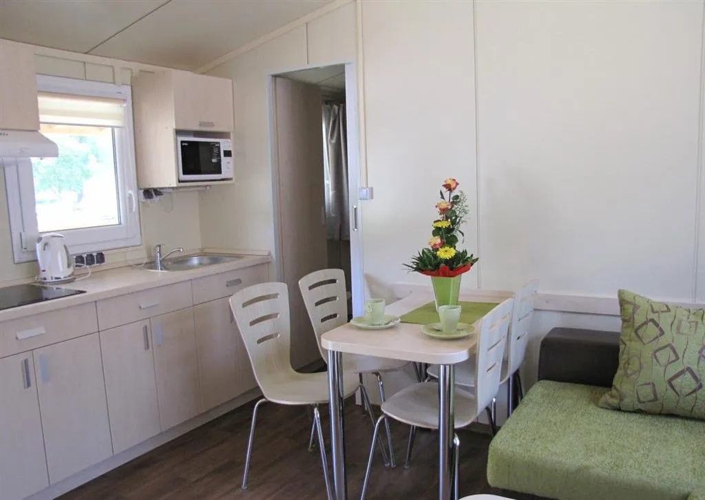 Kemp Balatontourist Füred (mobilhomy)