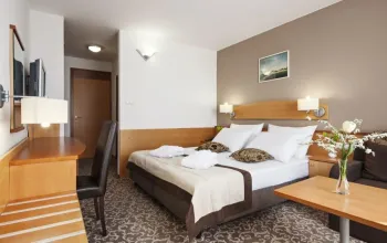 Wellness pobyt s dopravou a polopenzí ve slavných Terme 3000 – Hotel Termal