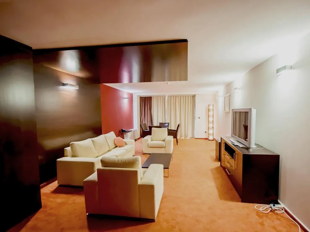 Hotel Maxim (apartmány)