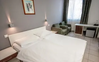 Hotel Mirta