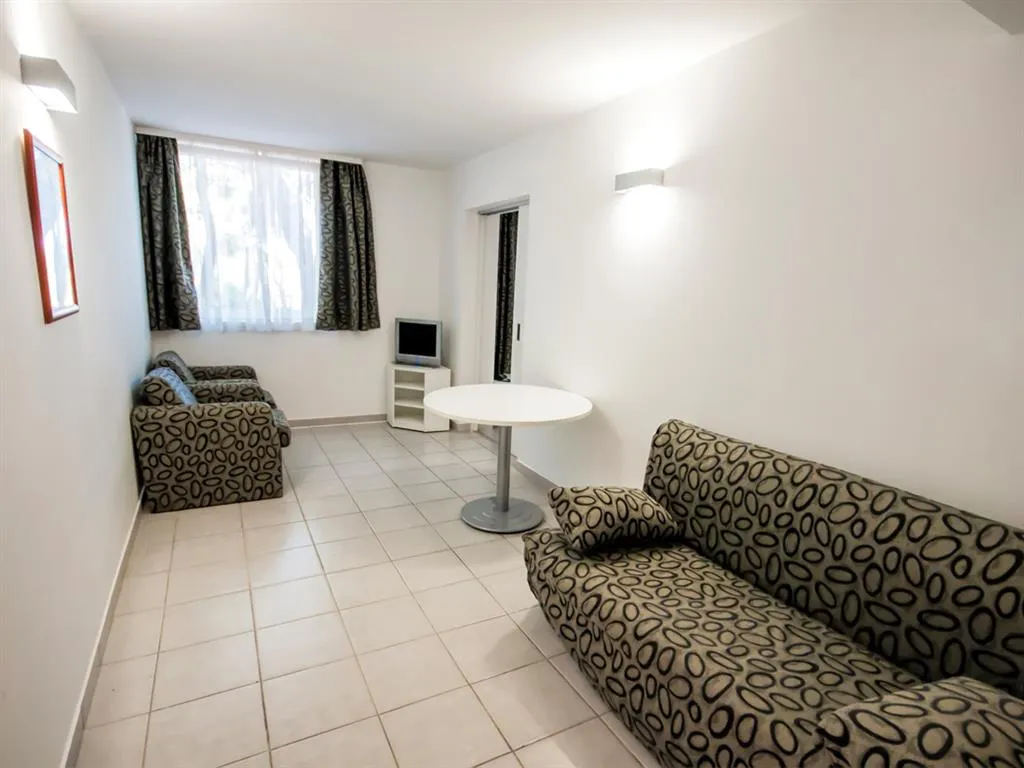 Hotel Mirta