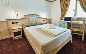 Hotel 2000 Eira